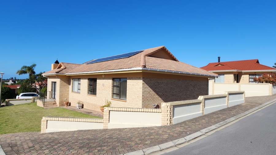3 Bedroom Property for Sale in Linkside Western Cape